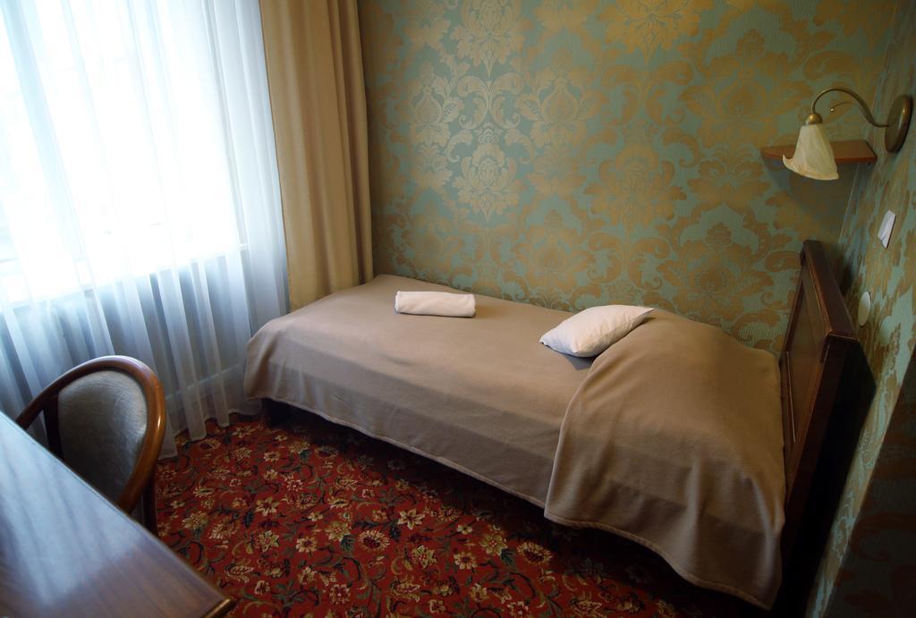 Hotel Plock Bagian luar foto